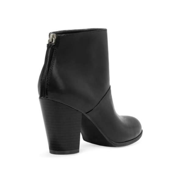 Sade Black Heeled Booties From Just Fab - Picture 3 of 15